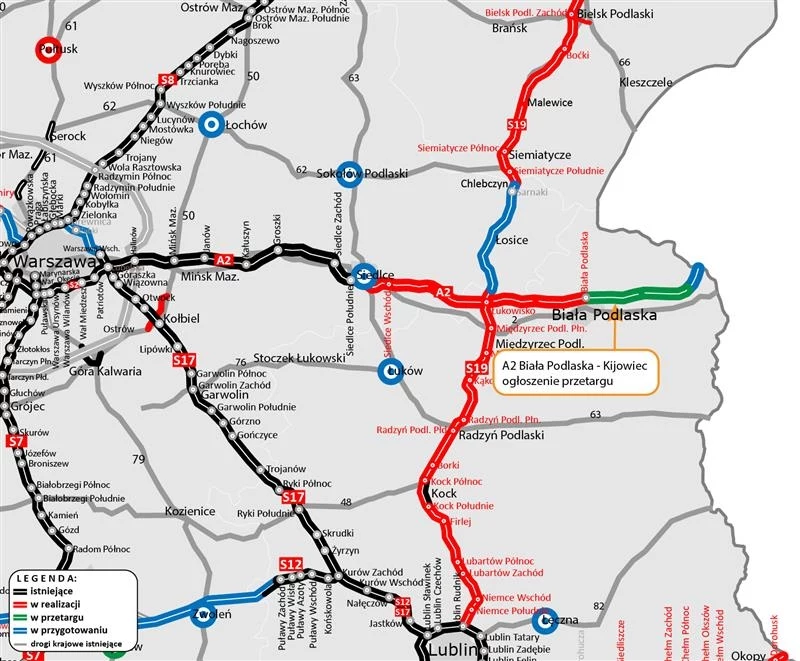 W bieżącym roku GDDKiA planuje oddać do użytku ponad 67 km autostrady A2. Mapa przedstawia sieć dróg ekspresowych i autostrad w centralno-wschodniej Polsce, skupiając się na obszarach wokół Warszawy, Lublina i Białej Podlaskiej. Kolorowe linie oznaczają istniejące, planowane i budowane trasy.
