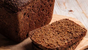 Jak wygląda i jak smakuje pumpernikiel? Czy jest zdrowy? Odpowiadamy