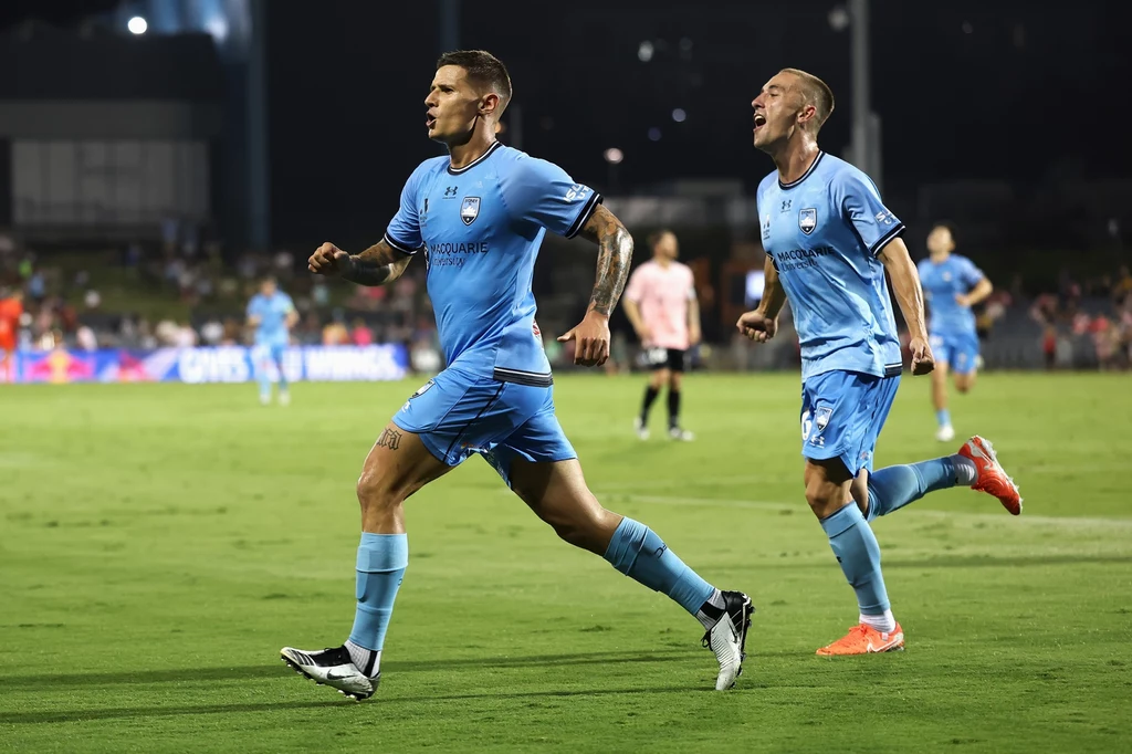 Patryk Klimala celebrujący gola w barwach Sydney FC Patryk Klimala celebrujący gola w barwach Sydney FC