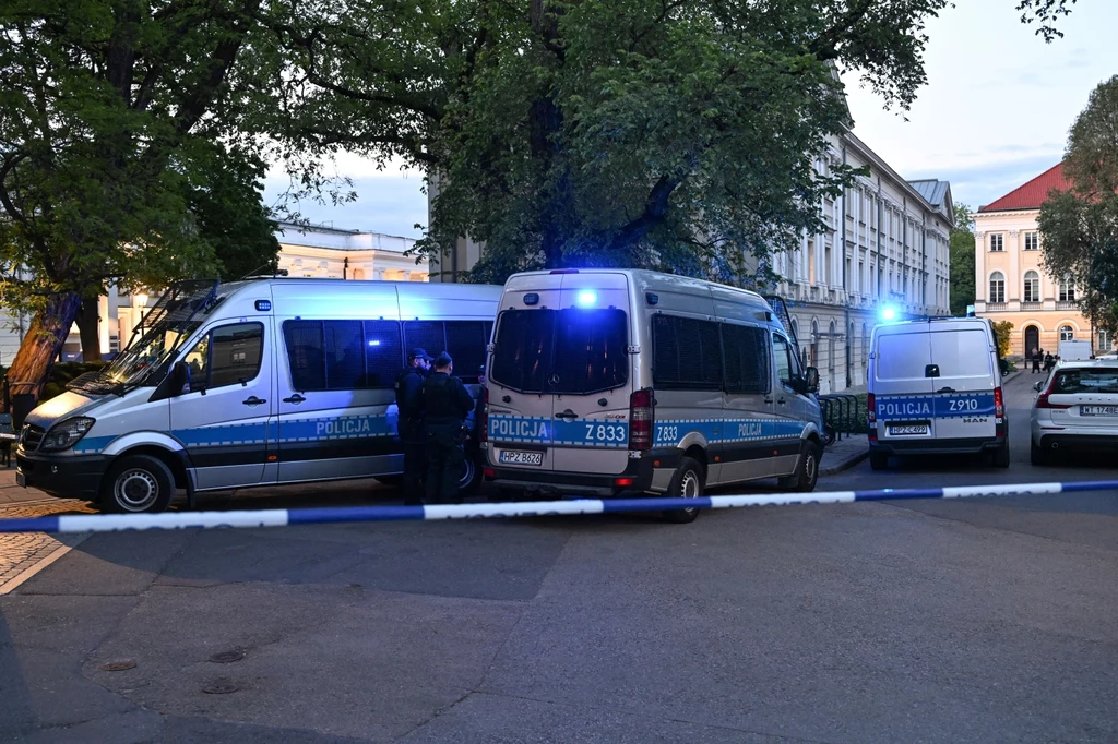 UW. Zbrodnia na terenie Kampusu Głównego UW. Zbrodnia na terenie Kampusu Głównego