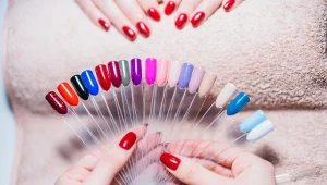 To najmodniejszy manicure tego lata. Poproś o niego stylistkę, a nie zliczysz komplementów