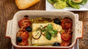 Pieczona feta to popularny dodatek do dań z grilla