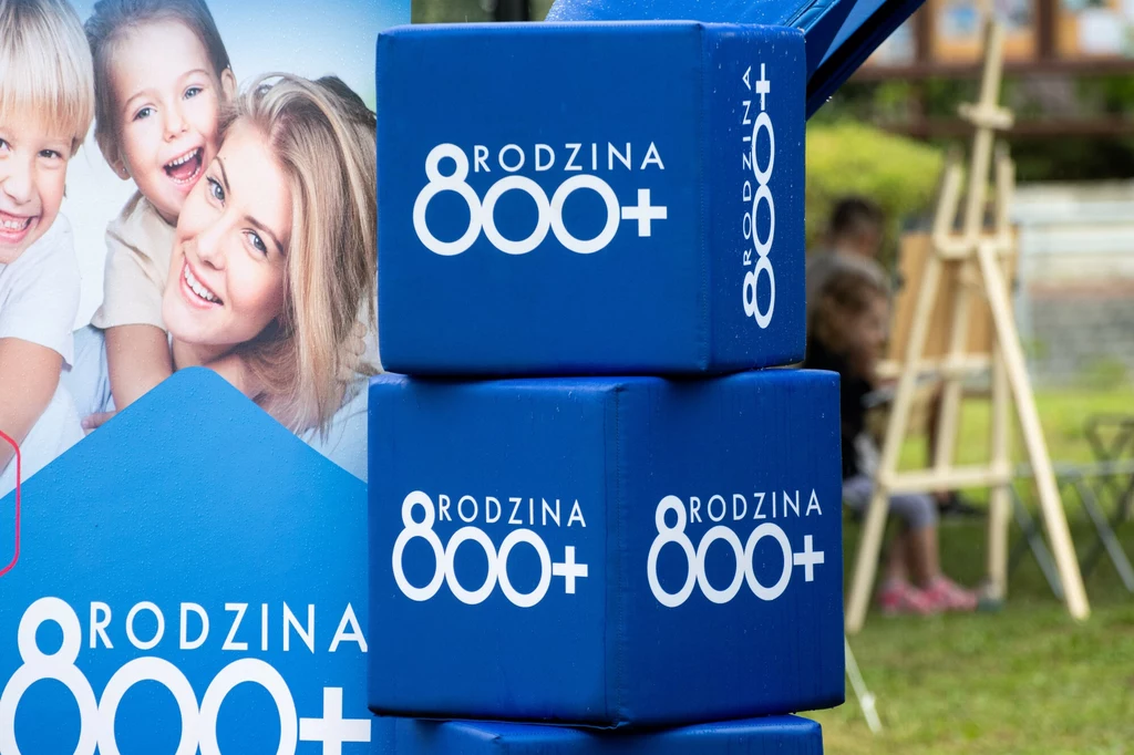 800 plus ZUS może kompletnie wstrzymać. Od 1 czerwca ruszą kontrole.