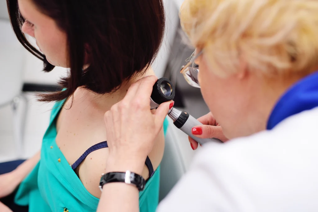 W Polsce w ostatnich latach nastąpił istotny wzrost zachorowań na czerniaka