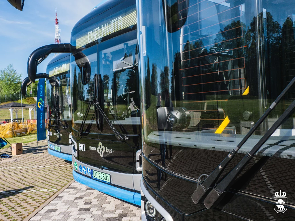 W Chełmie do końca roku będzie jeździć 26 autobusów wodorowych. Komunikacja w mieście jest bezpłatna W Chełmie do końca roku będzie jeździć 26 autobusów wodorowych. Komunikacja w mieście jest bezpłatna