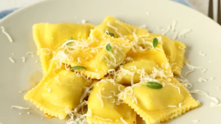 Między Włochami a Francją, czyli ravioli ze szparagami i mascarpone w sosie beurre blanc 