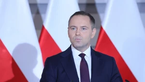 Karol Nawrocki i jego sztab nie mogą wyplątać się z kontrowersyjnej sprawy mieszkania w Gdańsku, które kandydat PiS pozyskał od Jerzego Ż.