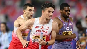 Zmiana w polskiej sztafecie - Marcin Karolewski i Patryk Grzegorzewicz Obok Amerykanie