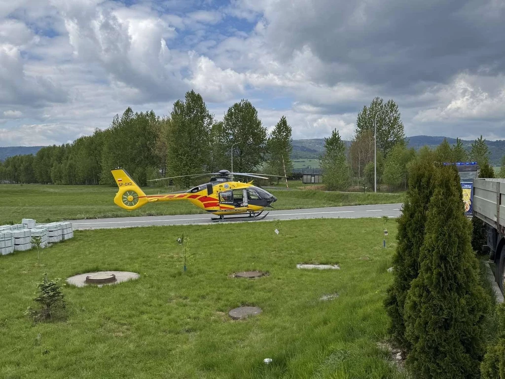 Wypadek w Nowym Targu. Nie żyje spadochroniarz Wypadek w Nowym Targu. Nie żyje spadochroniarz