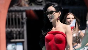 Justyna Steczkowska na turkusowym dywanie podczas Eurowizji 2025 w Bazylei