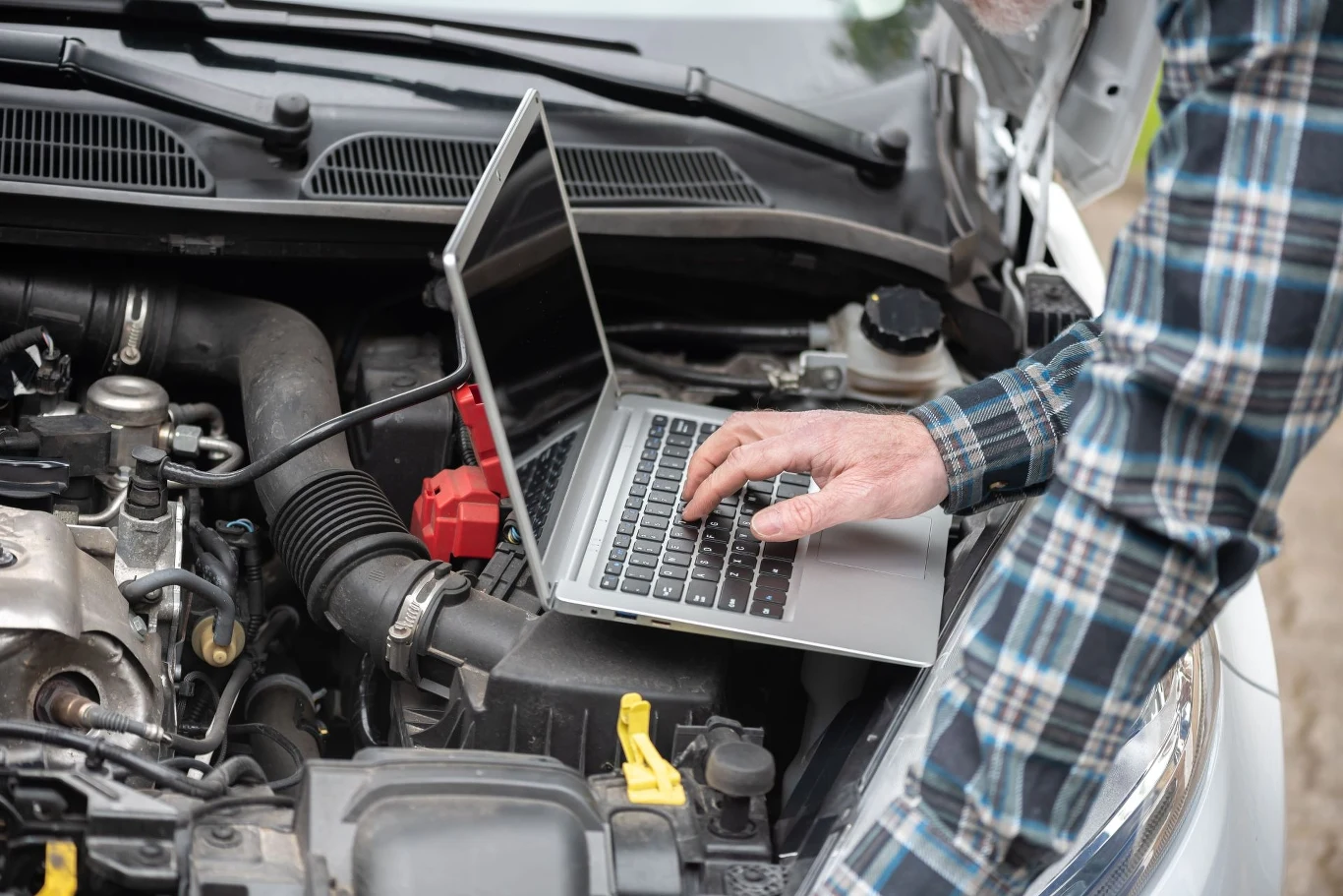 Posiadacze aut z silnikami PureTech mogą złożyć wniosek o rekompensatę przez internet.