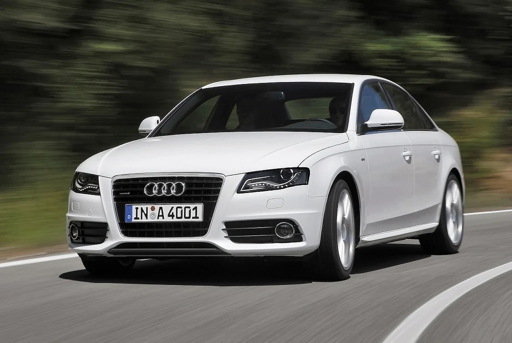 Bezwypadkowe Audi A4 to w Polsce rzadkość. Aż 43 proc. aut jest po wypadkach Bezwypadkowe Audi A4 to w Polsce rzadkość. Aż 43 proc. aut jest po wypadkach