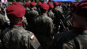 Kto powinien bronić kraju? Polacy gremialnie wybrali jedną odpowiedź