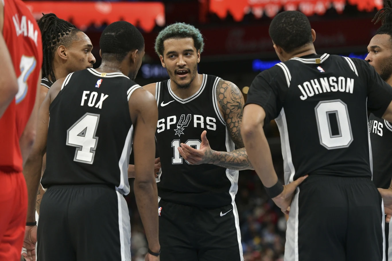 NBA. Jeremy Sochan i jego kompani ze Spurs czekają na nowe wzmocnienia związane z ligowym draftem