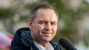 Sztab Nawrockiego w tarapatach. Nowy sondaż po aferze mieszkaniowej