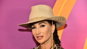 Czy to najmodniejszy dodatek tego sezonu? Tak nosi go Justyna Steczkowska 