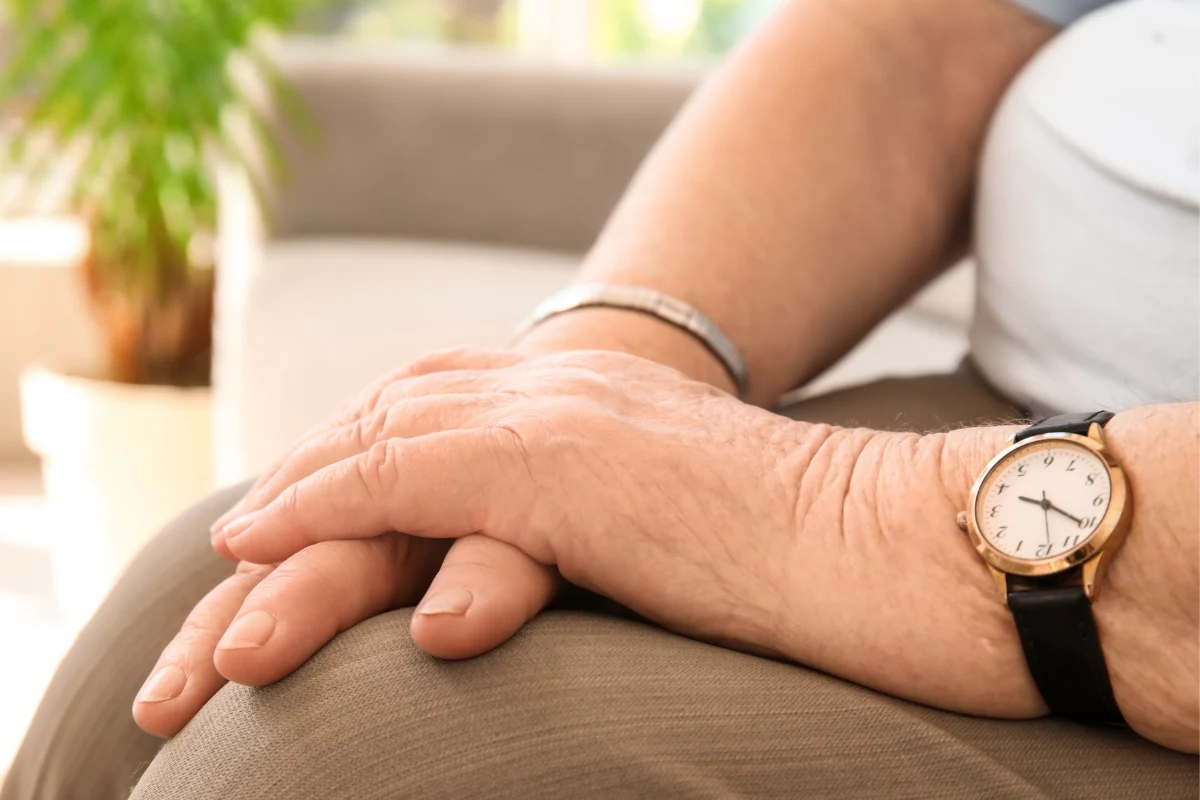 Palce pałeczkowate mogą być objawem raka płuc; zdj. ilustracyjne