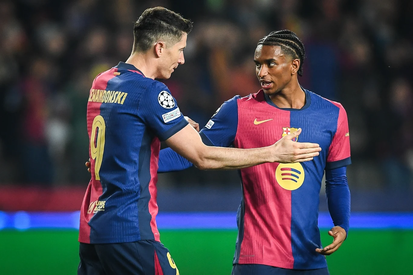 Robert Lewandowski i jego kompani z FC Barcelona najwyraźniej nie będą mogli liczyć na wsparcie Jonathana Taha w kolejnej kampanii