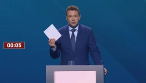 Trzaskowski przekazał kopertę Nawrockiemu. Znamy treść dokumentu