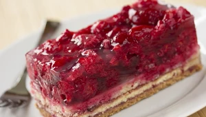 Malinowe ciasto idealne na wiosnę