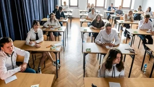 Koniec egzaminu ósmoklasisty z matematyki. Gdzie arkusz CKE i odpowiedzi?