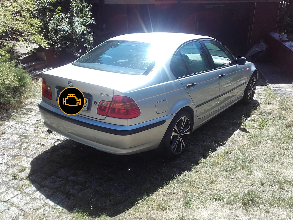 BMW E46 z uszkodzonym silnikiem, na które dał się "złapać" nasz rozmówca. Zdjęcia z archiwum prywatnego "Mirka" BMW E46 z uszkodzonym silnikiem, na które dał się "złapać" nasz rozmówca. Zdjęcia z archiwum prywatnego "Mirka"