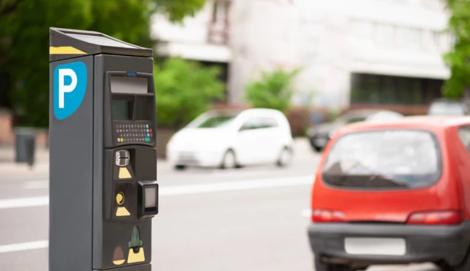 Rzecznik Praw Obywatelskich interweniuje w sprawie opłat parkingowych.