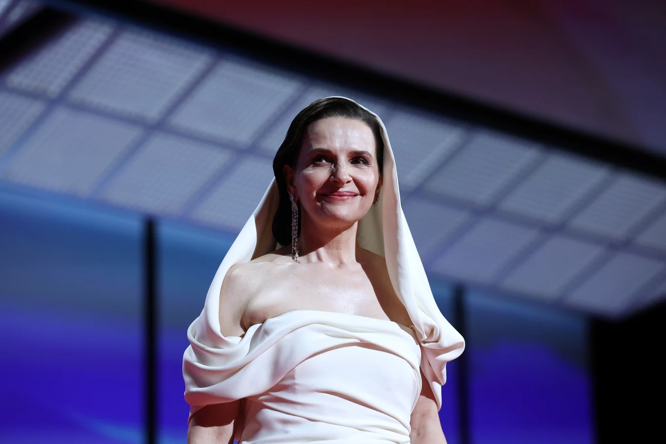 Juliette Binoche na gali otwarcia 78. edycji Festiwalu Filmowego w Cannes