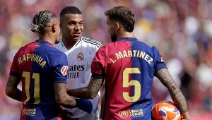 Raphinha, Kylian Mbappe i Inigo Martinez
