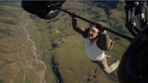 Tom Cruise w filmie "Mission: Impossible - The Final Reckoning"