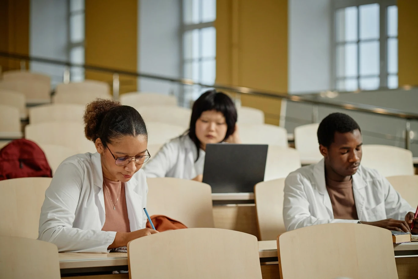 Consult - narzędzie AI, które zrewolucjonizuje pracę brytyjskich urzędów Consult - narzędzie AI, które zrewolucjonizuje pracę brytyjskich urzędów