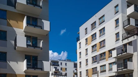 Przy sprzedaży mieszkania co do zasady obowiązuje podatek dochodowy.