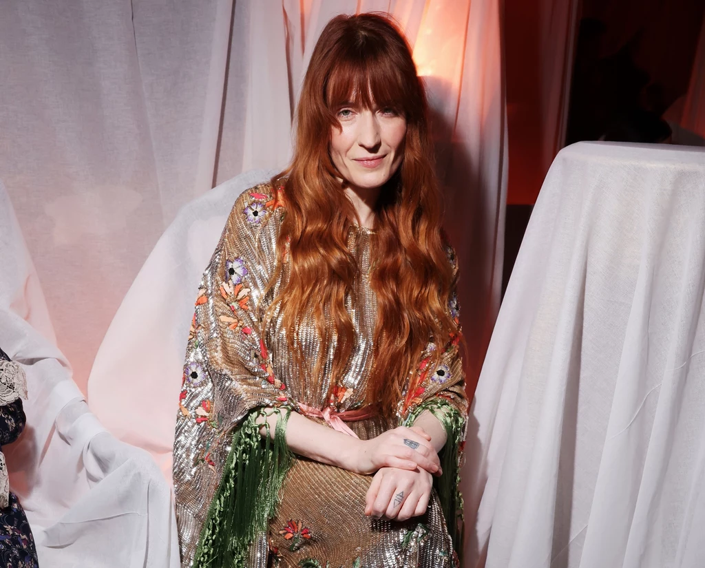 Florence Welch wciąż nie może się wprowadzić do zabytkowej posiadłości Florence Welch wciąż nie może się wprowadzić do zabytkowej posiadłości