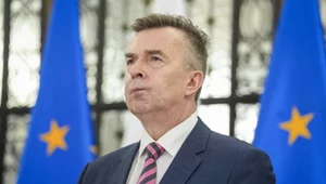 Prokuratura zdecydowała ws. byłego ministra. W tle sprawa sygnalistki
