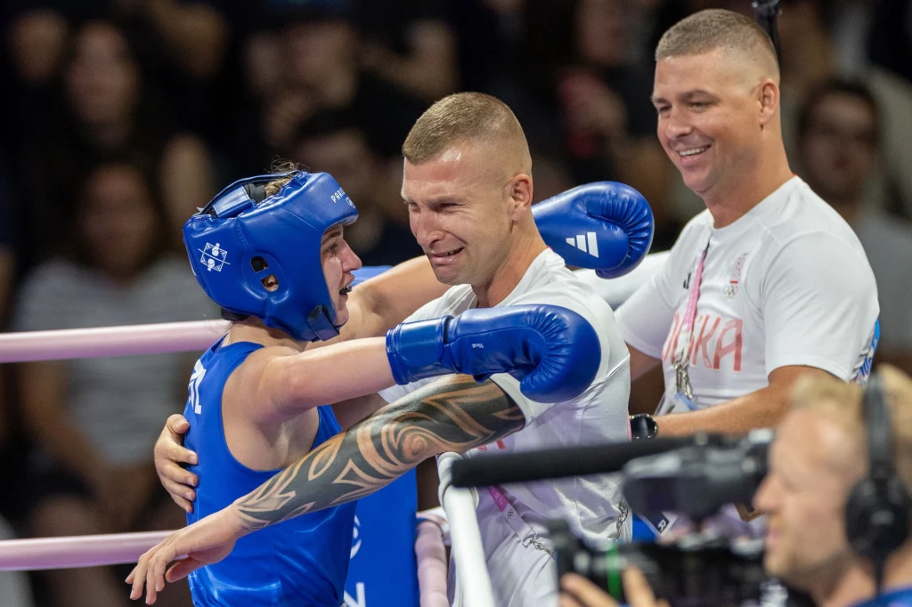 Julia Szeremeta wraz ze sztabem trenerskim