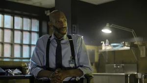 Tony Todd w filmi "Oszukać przeznaczenie: Więzy krwi"