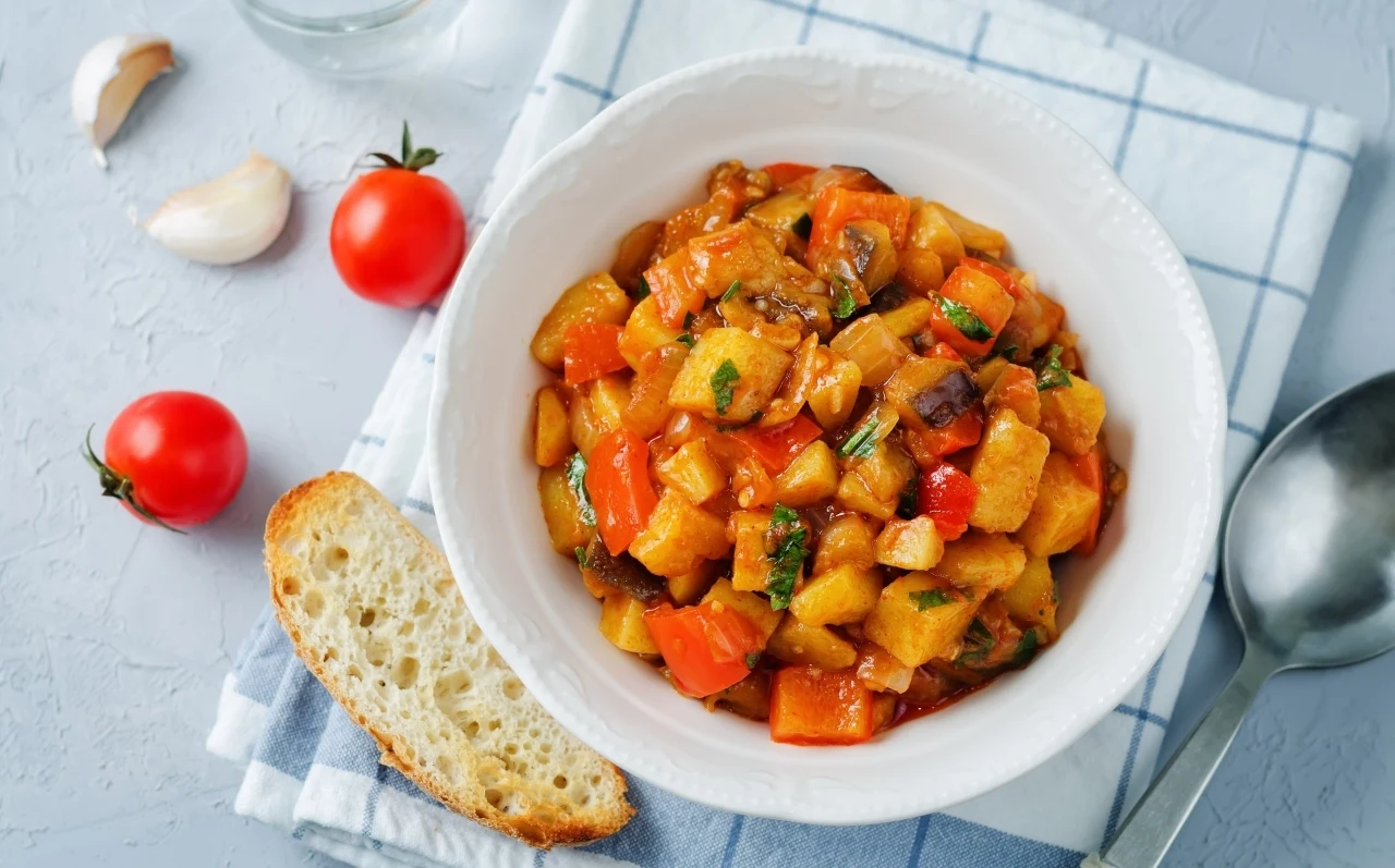 Lecho z warzywami sezonowymi