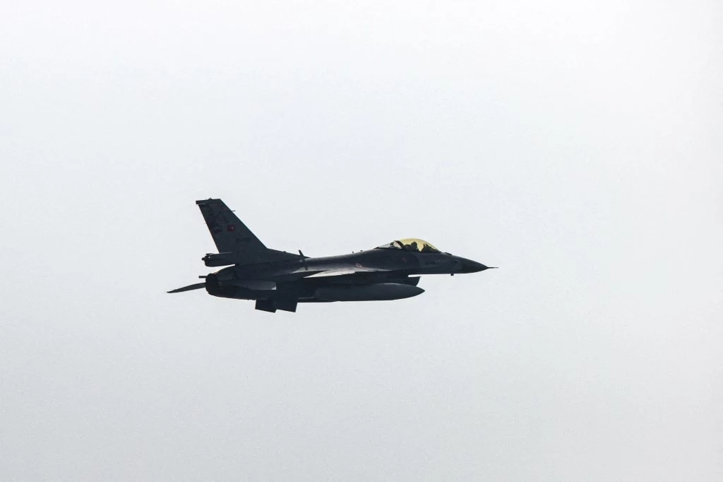 Ukraina straciła myśliwiec F-16 (zdjęcie ilustracyjne) Ukraina straciła myśliwiec F-16 (zdjęcie ilustracyjne)