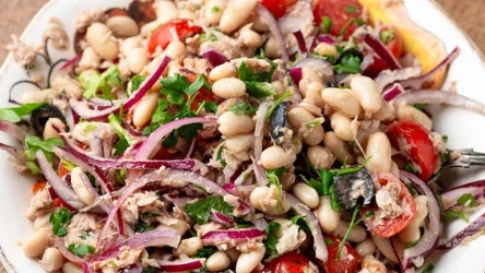 Włoska fasola jest kremowa, smaczna i sycąca 