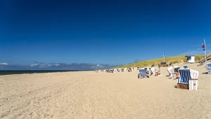 Niemiecka wyspa kusi brakiem tłumów i widokami. Nazywana jest perłą Morza Północnego