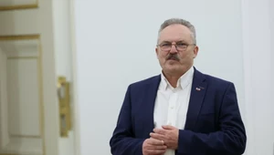 Burza wokół Jakubiaka. Sygnalista wprost mówi o fałszowaniu podpisów w 2020
