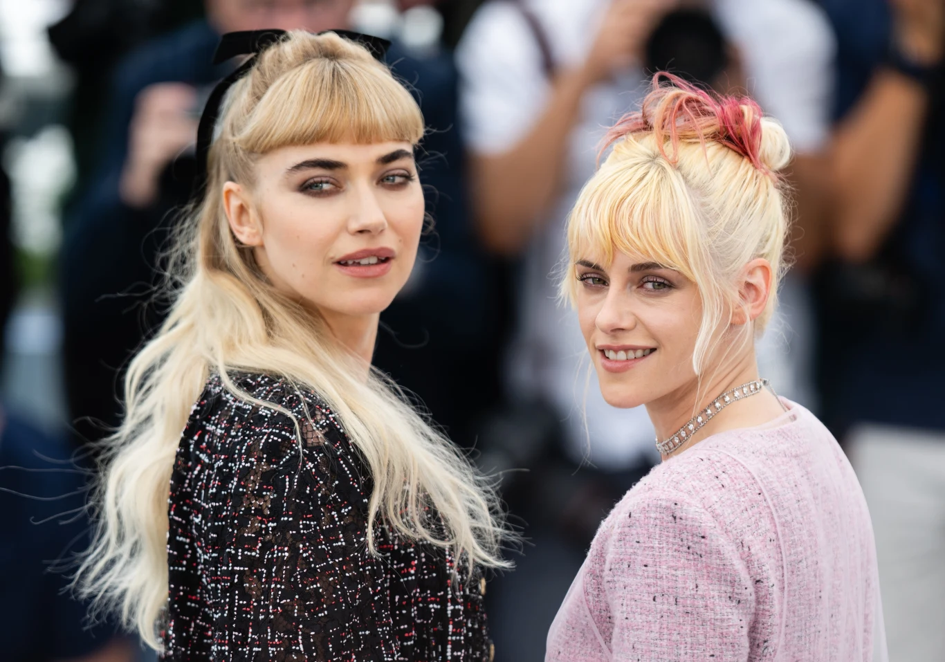 Imogen Poots i Kristen Stewart na premierze filmu "The Chronology of Water" na festiwalu w Cannes (16 maja 2025) Imogen Poots i Kristen Stewart na premierze filmu "The Chronology of Water" na festiwalu w Cannes (16 maja 2025)