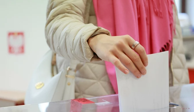 Wybory prezydenckie. Reporterka Polsat News: W jednym z lokali zmarła starsza kobieta