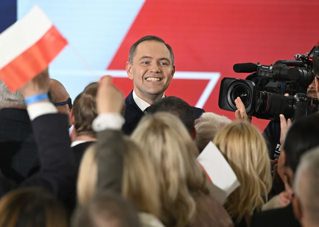 Karol Nawrocki podczas wieczoru wyborczego w Gdańsku