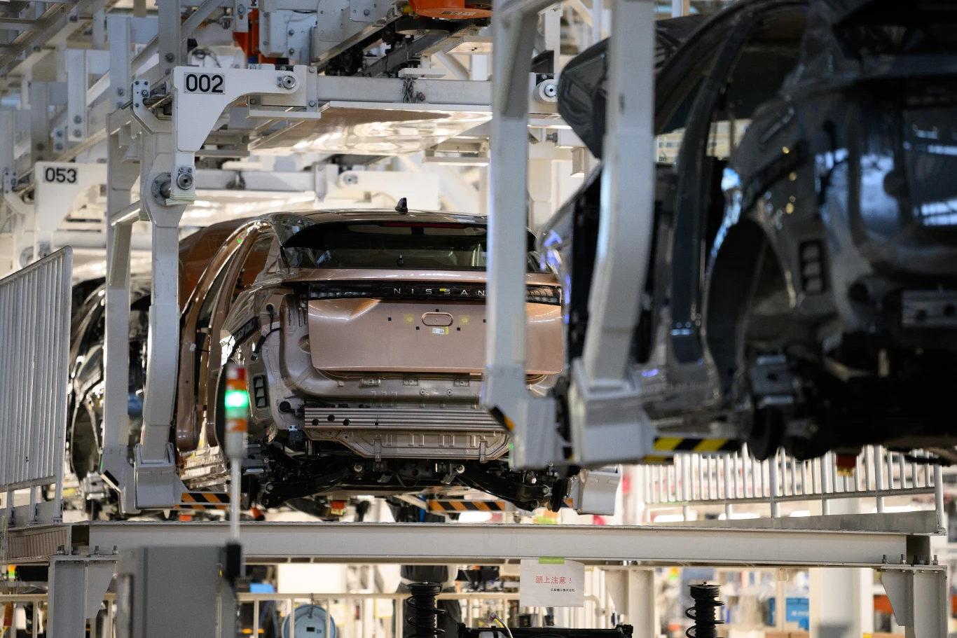 Nissan w coraz większych opałach. Niepokojące doniesie z fabryk Nissan w coraz większych opałach. Niepokojące doniesie z fabryk