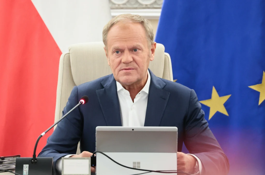 Premier Donald Tusk zapowiedział nową funkcjonalność w mObywatelu dotyczącą możliwości sprawdzenia swojej przyszłej emerytury przez rządową aplikację