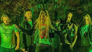 Metalowcy z Warszawy powołani na trasę. "Jak życie szeregowego na froncie"