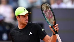 Hurkacz zagwarantował sobie mecz o ćwierćfinał. 77 minut gry u bram Paryża