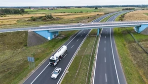 11-latka spadła z wiaduktu na drogę ekspresową (zdjęcie ilustracyjne)