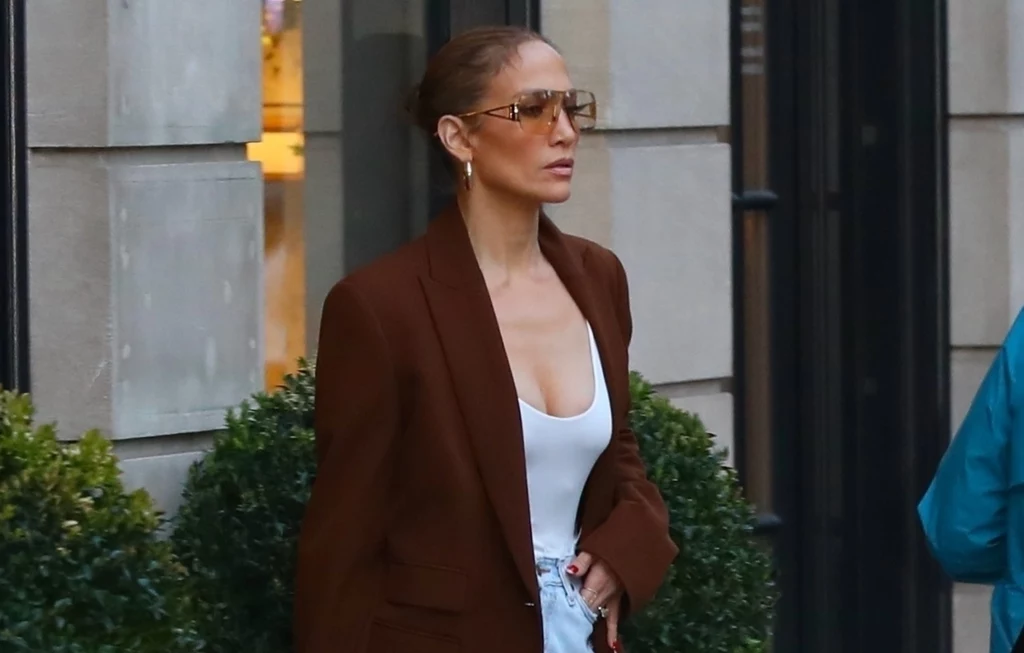 Jennifer Lopez